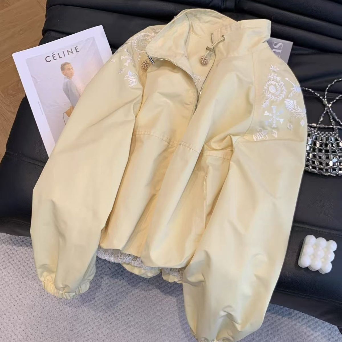 เสื้อคลุมกันแดดแฟชั่นสำหรับผู้ - Crew Clothing Summer Jacket บทวิจารณ์และราคา
