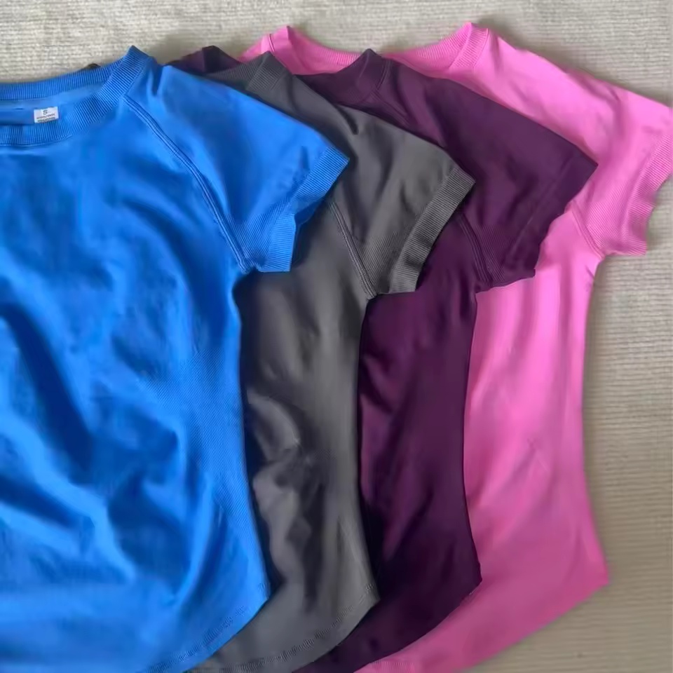 เสื้อกีฬาผู้หญิงฟิตเนสอิมแพคท์ - Summer Yoga Clothing บทวิจารณ์และราคา